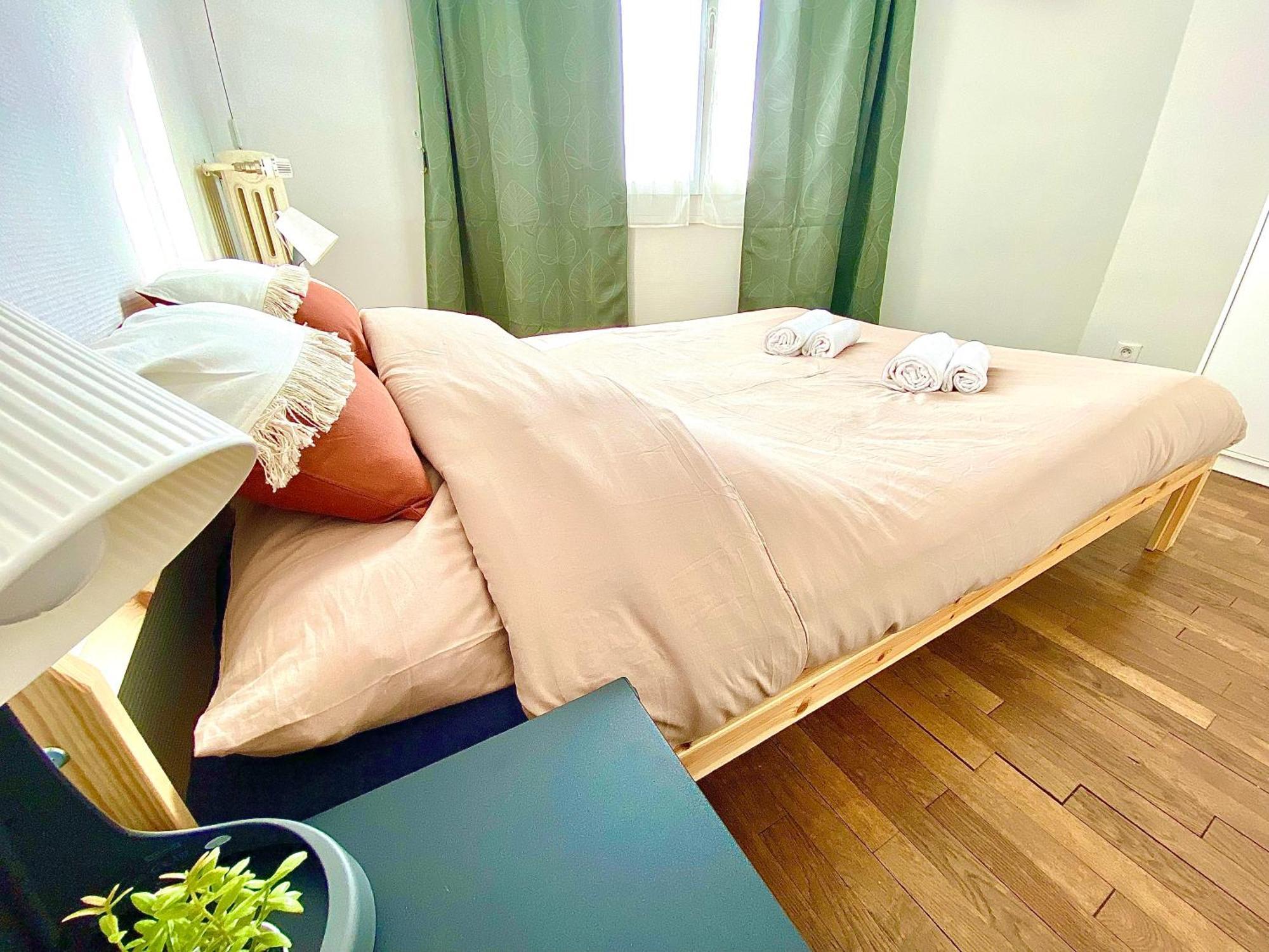 Apartment Le Chinchauvaud, Spacieux Avec Balcon