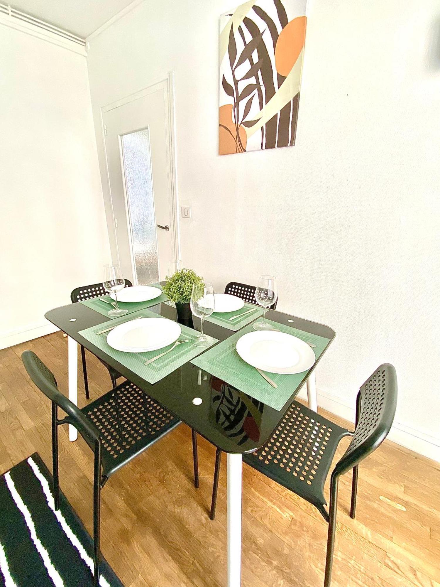 Le Chinchauvaud, Spacieux Avec Balcon Apartment Limoges